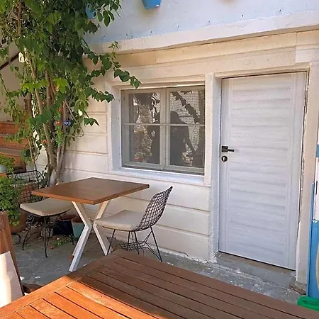 Otel Imerek Tas Ev Alacati Ciftlikkoyu