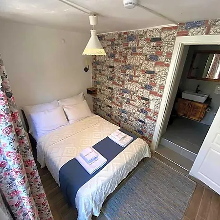 Imerek Tas Ev Alacati Otel 3*