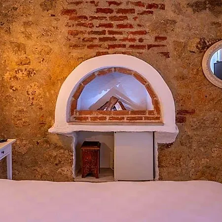 Otel Imerek Tas Ev Alacati 3*