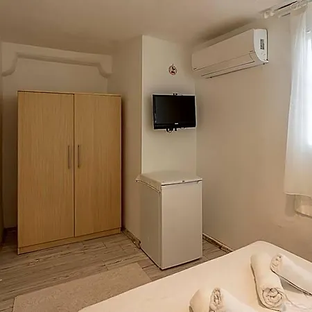 Otel Imerek Tas Ev Alacati 3*